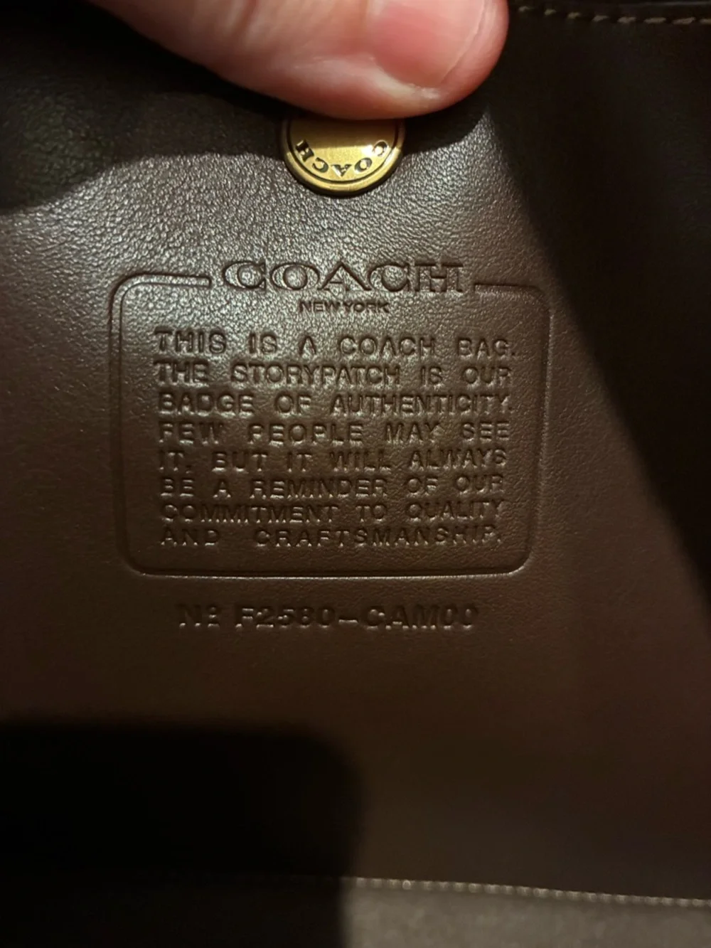 COACH Gramercy Tote Maple w/ NY zip pouch - Picture 4 of 8